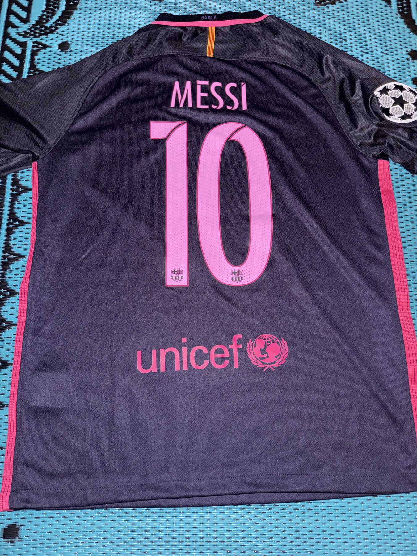 Messi 2016/17 Barcelona away jersey back